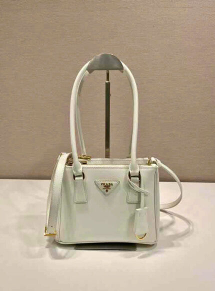 Prada Galleria Shoulder Bags