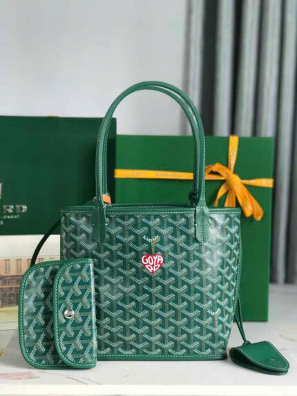 Goyard Anjou Saint Louis