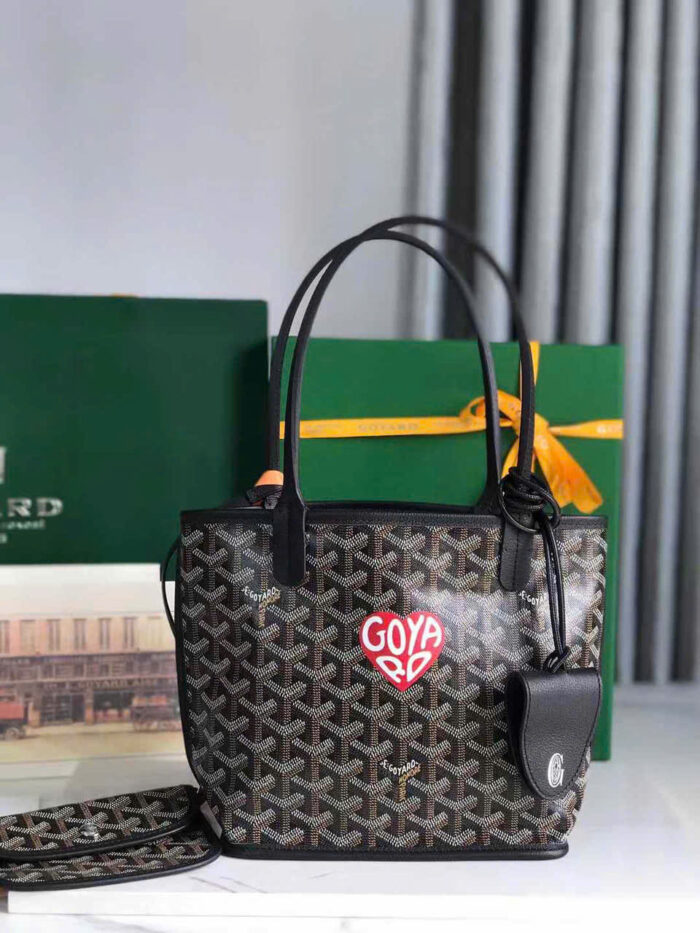 Goyard Anjou Saint Louis