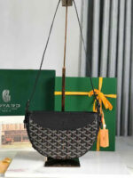 Goyard Hirondelle Shoulder Bags